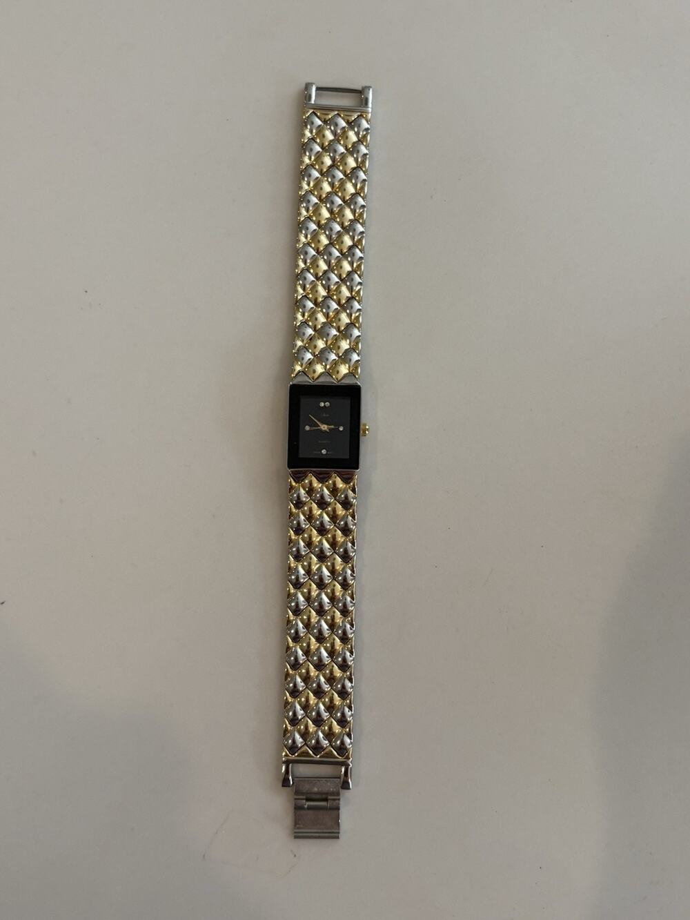 Vintage Chateau Quartz Watch Japan Movt Black Dial Two Tone Gold Silver Bracelet